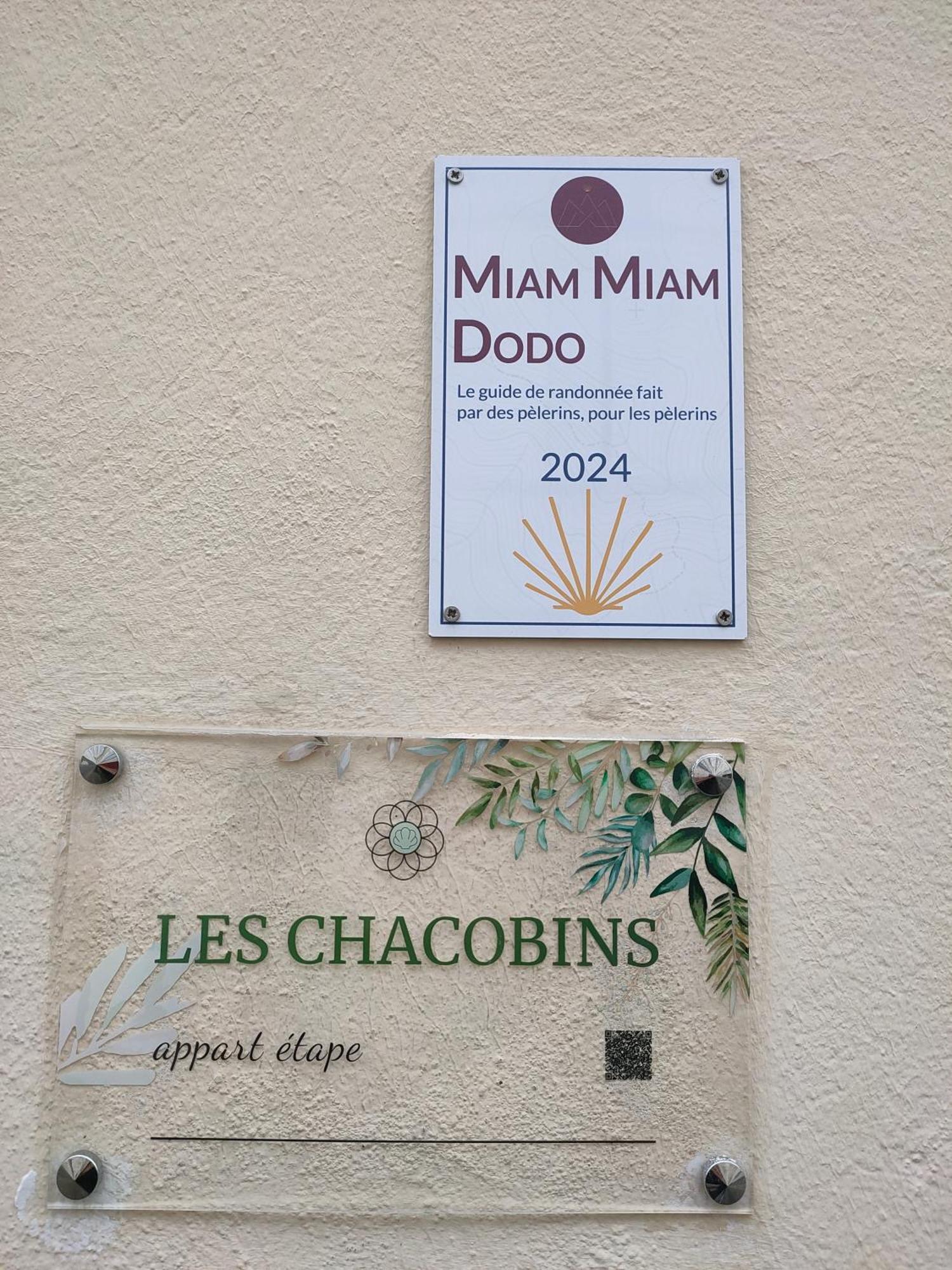 "Les Chacobins" - Appart'Etape Avec Garage Velos La Réole Kamer foto